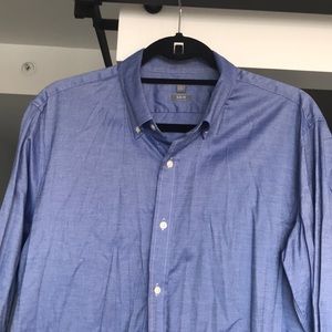 uniqlo button down shirt